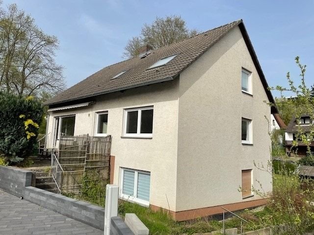 Mehrfamilienhaus zum Kauf 398.000 € 9 Zimmer 210 m²<br/>Wohnfläche 572 m²<br/>Grundstück Schöneberg Kassel 34125