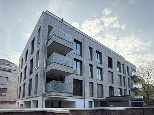 Wohnung zur Miete 1.080 € 3 Zimmer 82,4 m² frei ab 01.05.2026 Innenstadt Gütersloh 33330