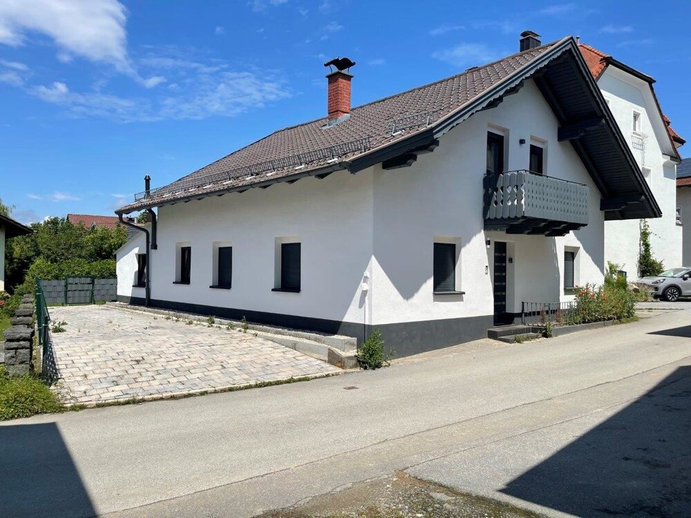 Einfamilienhaus zum Kauf 339.000 € 5 Zimmer 135 m²<br/>Wohnfläche 358 m²<br/>Grundstück Salzweg Salzweg 94121