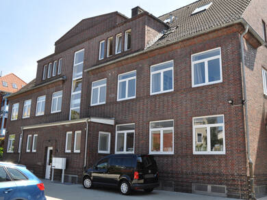 Wohnung zur Miete 770 € 3 Zimmer 75 m² Dachgeschoss, 1. Geschoss Leer 26789