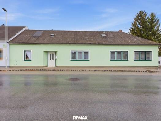 Einfamilienhaus zum Kauf 209.000 € 4,5 Zimmer 156 m² 550 m² Grundstück Hollabrunn 2014