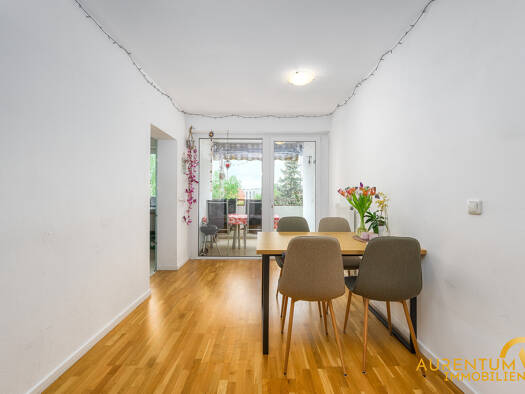 Wohnung zum Kauf 419.000 € 5 Zimmer 95 m² 6. Geschoss Ostenviertel Regensburg 93055