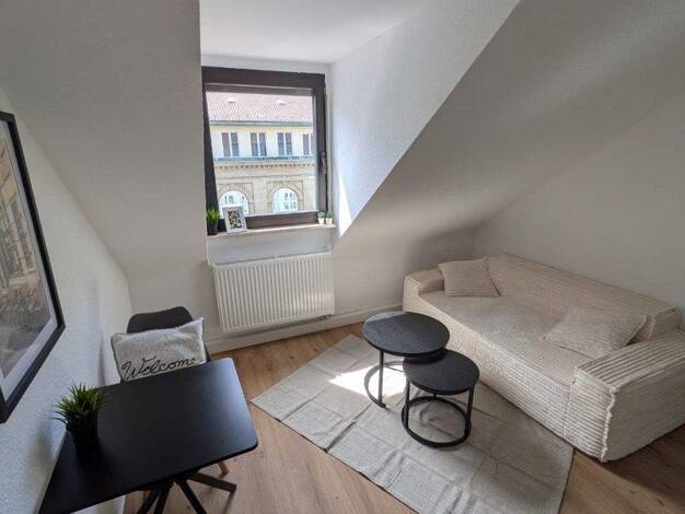 Wohnung zur Miete 1.050 € 2 Zimmer 32 m² 4. Geschoss Rotebühlstrasse 108 West Stuttgart West 70197