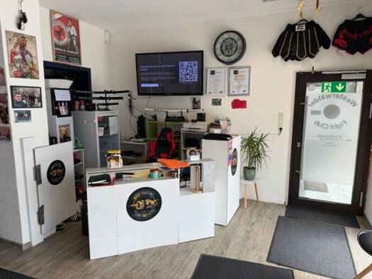 Laden zur Miete 1.500 € 3 Zimmer 140 m² Verkaufsfläche Altenkirchen Altenkirchen (Westerwald) 57610