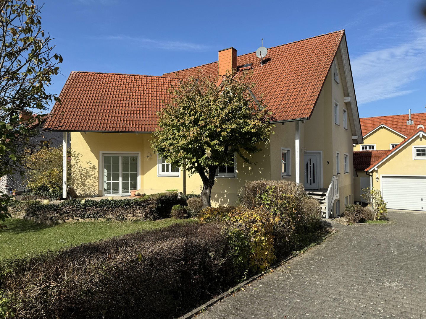 Einfamilienhaus zur Miete 1.960 € 6 Zimmer 230 m²<br/>Wohnfläche 847 m²<br/>Grundstück Walsdorf Walsdorf 96194