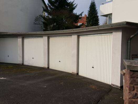Garage zur Miete provisionsfrei 70 € Bad Wilhelmshöhe Kassel 34131