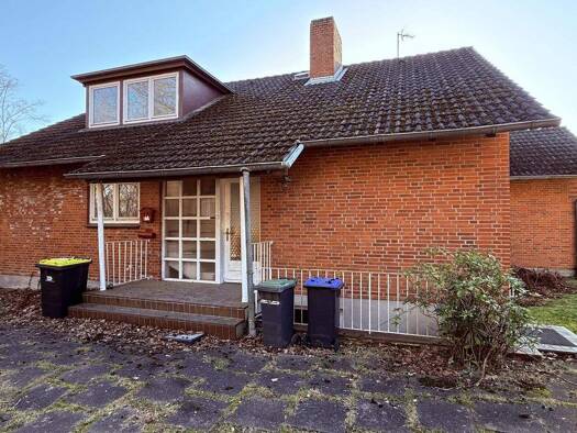 Einfamilienhaus zum Kauf 179.000 € 7 Zimmer 130 m² 717 m² Grundstück Lensahn 23738