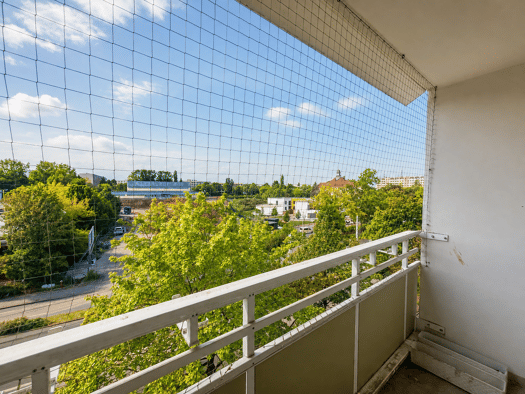 Wohnung zur Miete 269 € 2 Zimmer 45 m² 4. Geschoss frei ab sofort Neuplanitzer Straße 59 Neuplanitz Zwickau 08062