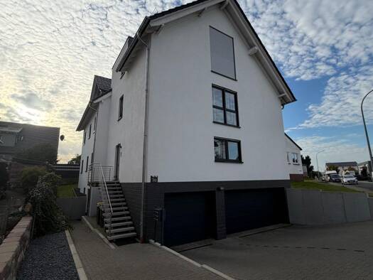 Mehrfamilienhaus zum Kauf provisionsfrei 1.250.000 € 11 Zimmer 345,1 m² 560 m² Grundstück frei ab sofort Sandershausen Niestetal 34266
