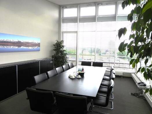 Büro zur Miete 13 € 586 m² Bürofläche Bad Homburg 61348