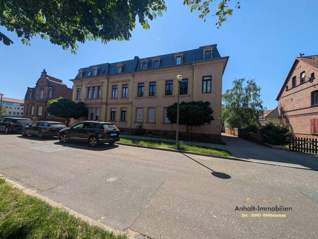 Wohnung zur Miete 420 € 2 Zimmer 58,9 m² 1. Geschoss frei ab 01.02.2026 Luisenstraße 2 Bitterfeld 06749