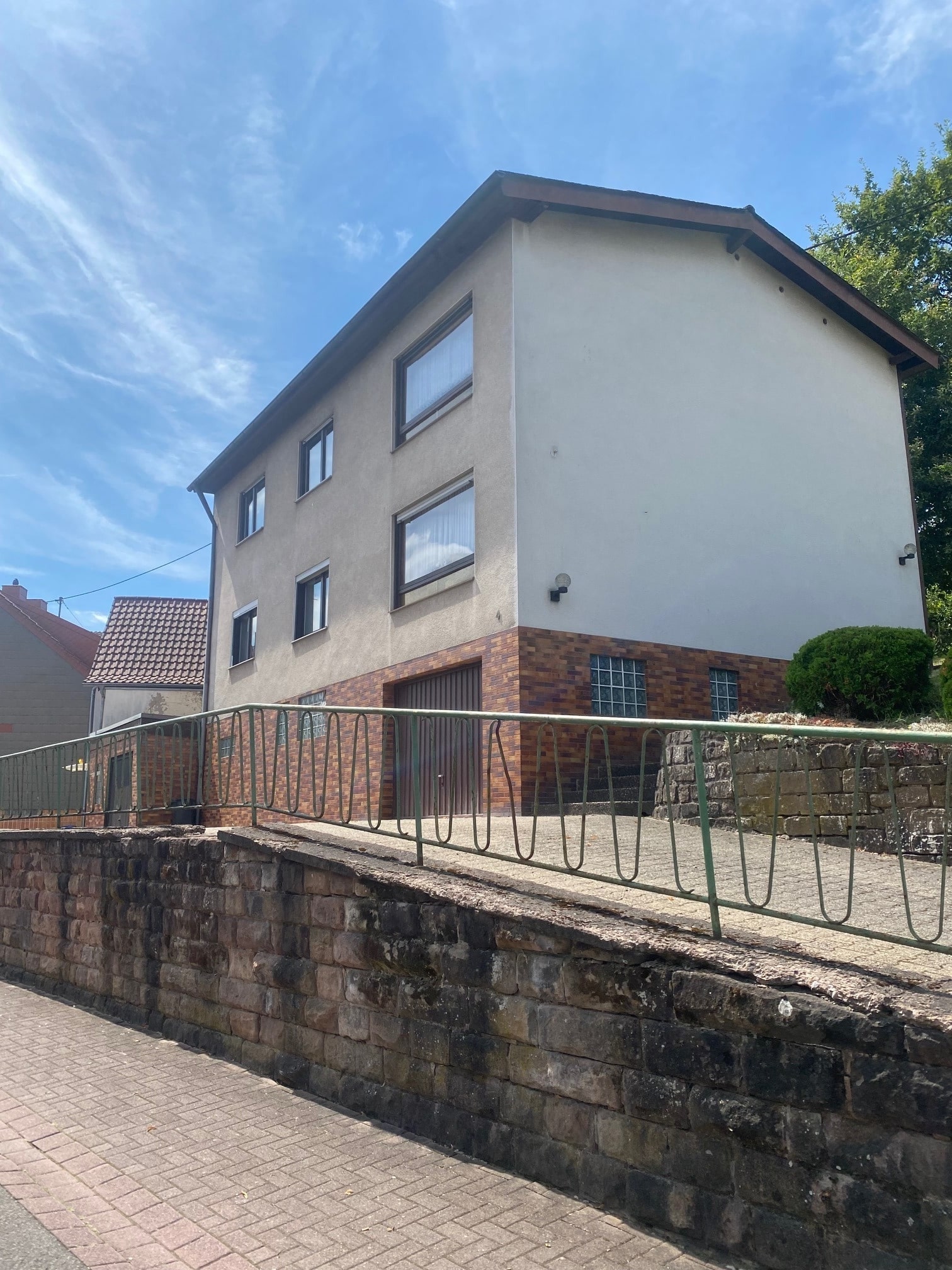 Mehrfamilienhaus zum Kauf 199.000 € 7 Zimmer 170 m²<br/>Wohnfläche 592 m²<br/>Grundstück Landsweiler Schiffweiler 66578