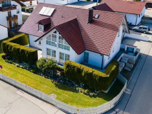 Wohnung zur Miete 1.420 € 5 Zimmer 130 m² Geschoss 1/3 frei ab sofort Käufelkofen Ergolding 84030