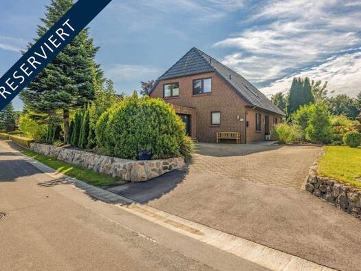 Einfamilienhaus zum Kauf 385.000 € 5 Zimmer 175,5 m² 640 m² Grundstück Drage 25878