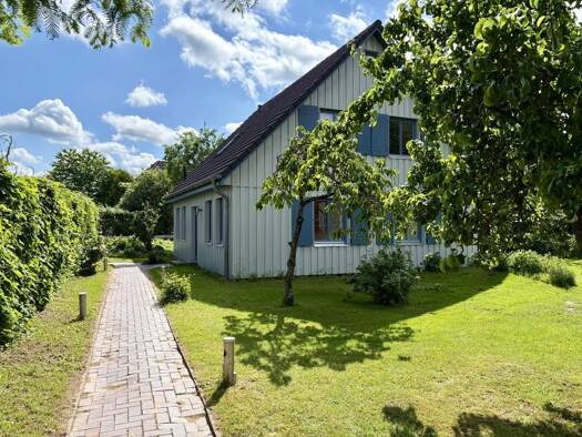 Einfamilienhaus zum Kauf 439.000 € 5 Zimmer 132 m² 1.018 m² Grundstück Strenglin Pronstorf   OT Strenglin 23820