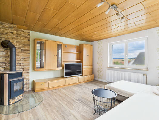 Einfamilienhaus zum Kauf 327.000 € 7 Zimmer 155 m² 967 m² Grundstück Großeibstadt 97633