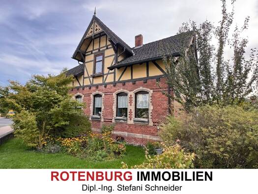 Wohnung zur Miete 580 € 4 Zimmer 90 m² frei ab 01.12.2026 Rotenburg Rotenburg an der Fulda 36199