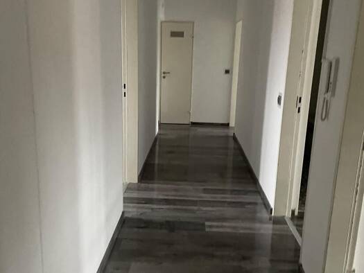 Wohnung zum Kauf 189.000 € 4 Zimmer 93 m² 4. Geschoss Traunreut 83301