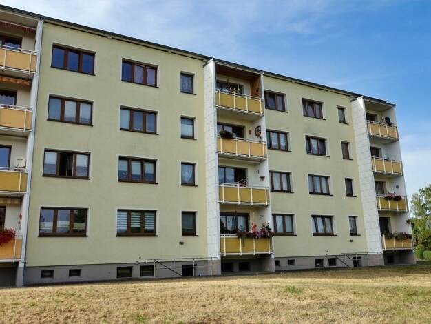 Wohnung zum Kauf 20.000 € 3 Zimmer 59 m² Oelsnitz Oelsnitz 08606
