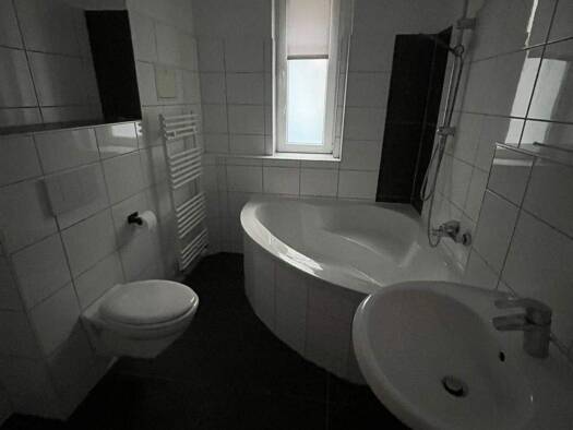 Studio zur Miete 419 € 3 Zimmer 69,8 m² 2. Geschoss Holbeinstraße 50 Zentrum Chemnitz 09111