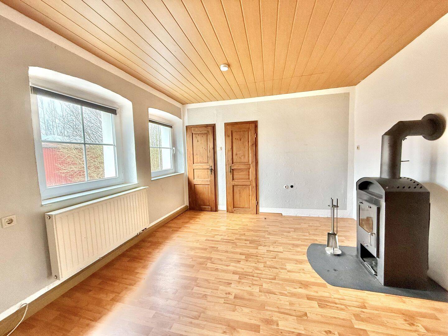 Immobilie in Eslarn - attraktives Wohnhaus am Ortsrand gelegen - Bild 4