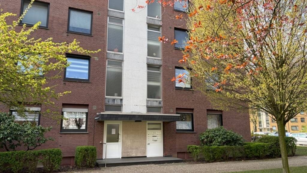 Wohnung zur Miete 290 € 2 Zimmer 38,3 m² Hochheide Duisburg 47198