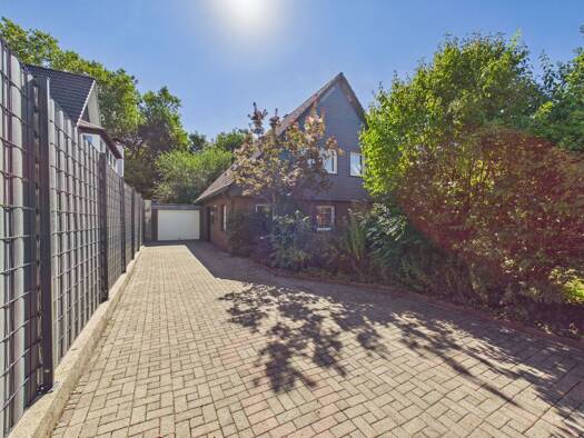 Einfamilienhaus zum Kauf 372.400 € 6 Zimmer 166 m² 713 m² Grundstück Gahmen Lünen 44532