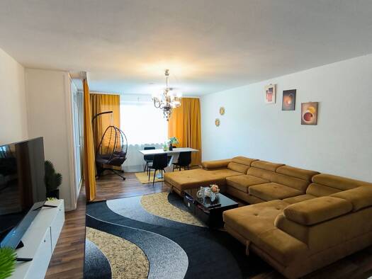 Wohnung zum Kauf 255.000 € 3 Zimmer 90 m² 1. Geschoss frei ab sofort Alt-Langenhagen Langenhagen 30851