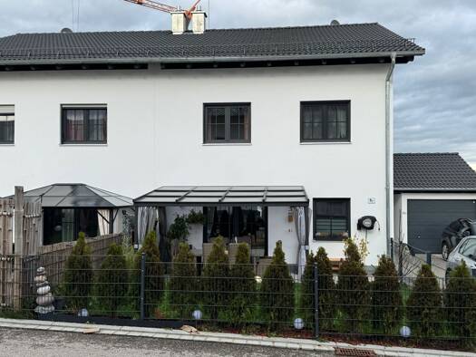 Doppelhaushälfte zur Miete 1.400 € 6 Zimmer 172 m² 266 m² Grundstück frei ab 01.02.2026 Pauluszell Wurmsham 84189