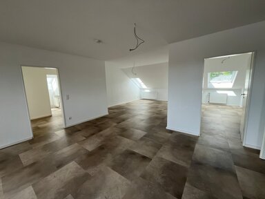 Wohnung zur Miete 990 € 4 Zimmer 120 m² 2. Geschoss frei ab sofort Heeren Kamen 59174