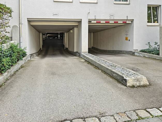 Tiefgaragenstellplatz zum Kauf 25.000 € Neuhausen-Nymphenburg München 80637