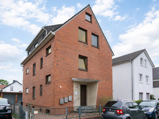 Mehrfamilienhaus zum Kauf 335.000 € 9 Zimmer 209 m² 355 m² Grundstück Fähr-Lobbendorf Nord 28755