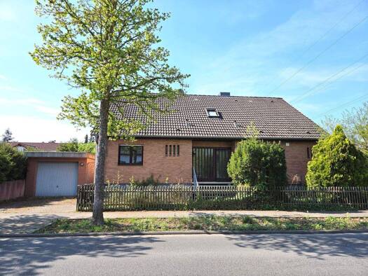 Mehrfamilienhaus zum Kauf 630.000 € 5,5 Zimmer 176 m² 742 m² Grundstück frei ab sofort Dieburg 64807