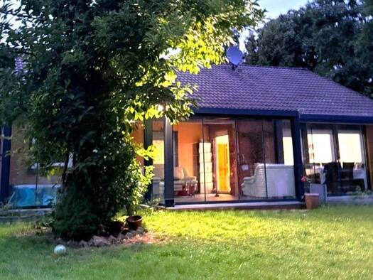 Einfamilienhaus zum Kauf provisionsfrei 4 Zimmer 122 m² 660 m² Grundstück Erfttal Neuss 41469