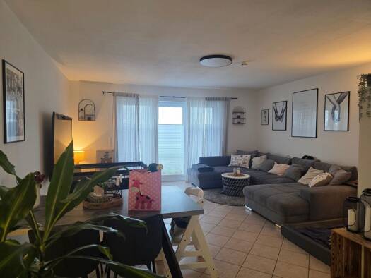 Wohnung zur Miete 900 € 3 Zimmer 89 m² Geschoss 1/2 frei ab 01.05.2026 Heimerzheim Swisttal 53913