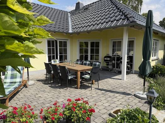 Bungalow zum Kauf 420.000 € 4 Zimmer 156 m² 1.498 m² Grundstück Thalheim Oschatz 04758