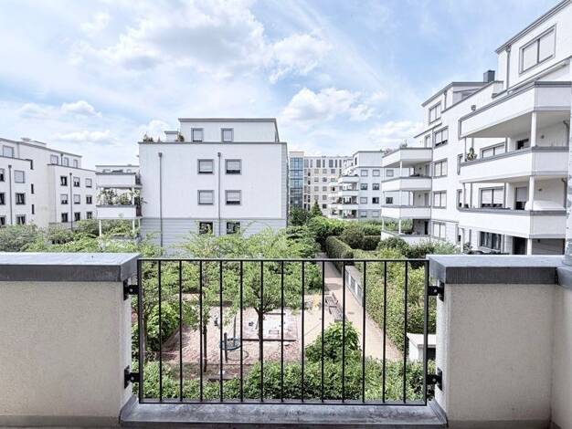 Wohnung zur Miete 1.535 € 3 Zimmer 91,9 m² 2. Geschoss frei ab 22.07.2026 Anna-Beyer-Straße 9 Nordend-West Frankfurt 60435
