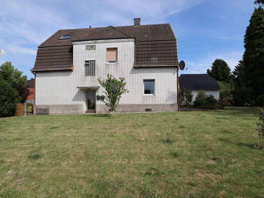 Mehrfamilienhaus zum Kauf provisionsfrei 439.000 € 8 Zimmer 229 m² 300 m² Grundstück Berghofen Dortmund 44267