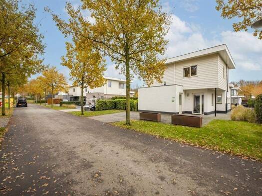 Haus zum Kauf 495.000 € 4 Zimmer 131 m² 540 m² Grundstück Zeewolde 3898LL