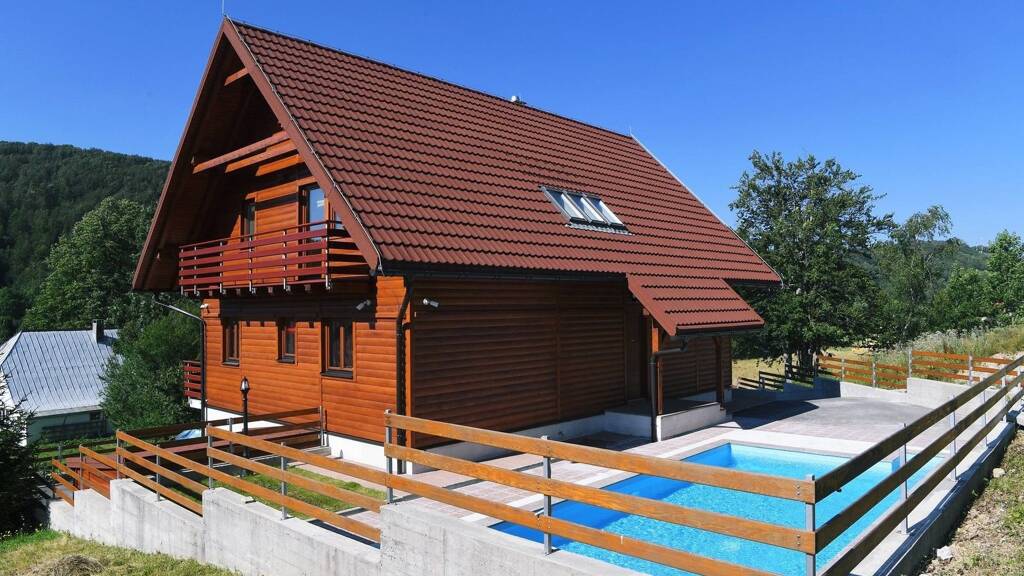 Haus zum Kauf 500.000 € 8 Zimmer 300 m² 250 m² Grundstück Mrkopalj 51315