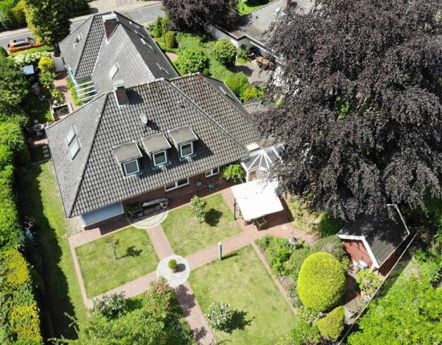 Bungalow zum Kauf provisionsfrei 839.000 € 7,5 Zimmer 300 m² 967 m² Grundstück Bad Zwischenahn II Bad Zwischenahn 26160