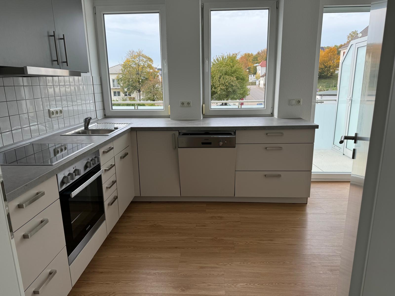 Wohnung zur Miete 850 € 3 Zimmer 90 m²<br/>Wohnfläche 1.<br/>Geschoss ab sofort<br/>Verfügbarkeit Donauwörth Donauwörth 86609