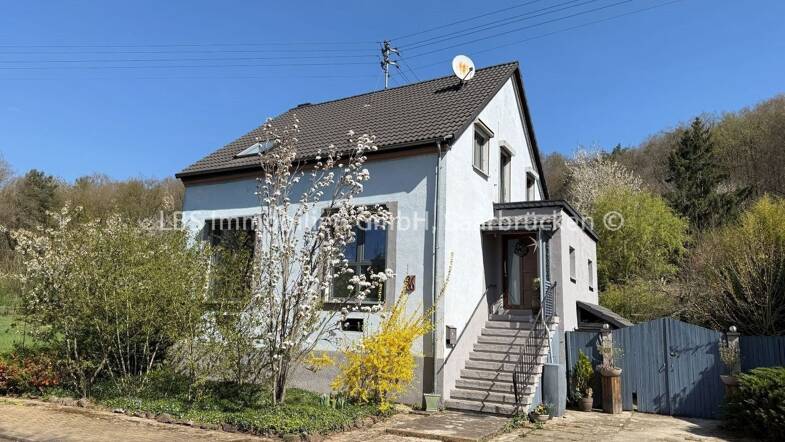 Einfamilienhaus zum Kauf 249.000 € 5 Zimmer 130 m² 1.285 m² Grundstück frei ab sofort Differten Wadgassen 66787