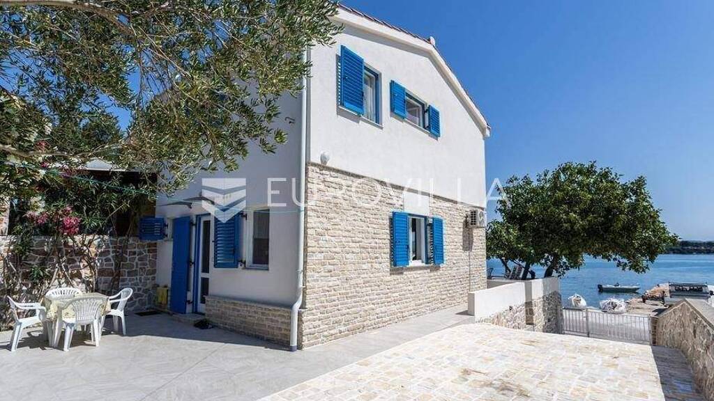 Haus zum Kauf 595.000 € 4 Zimmer 95 m² Obala Petra Kresimira IV 136 Tisno 22244
