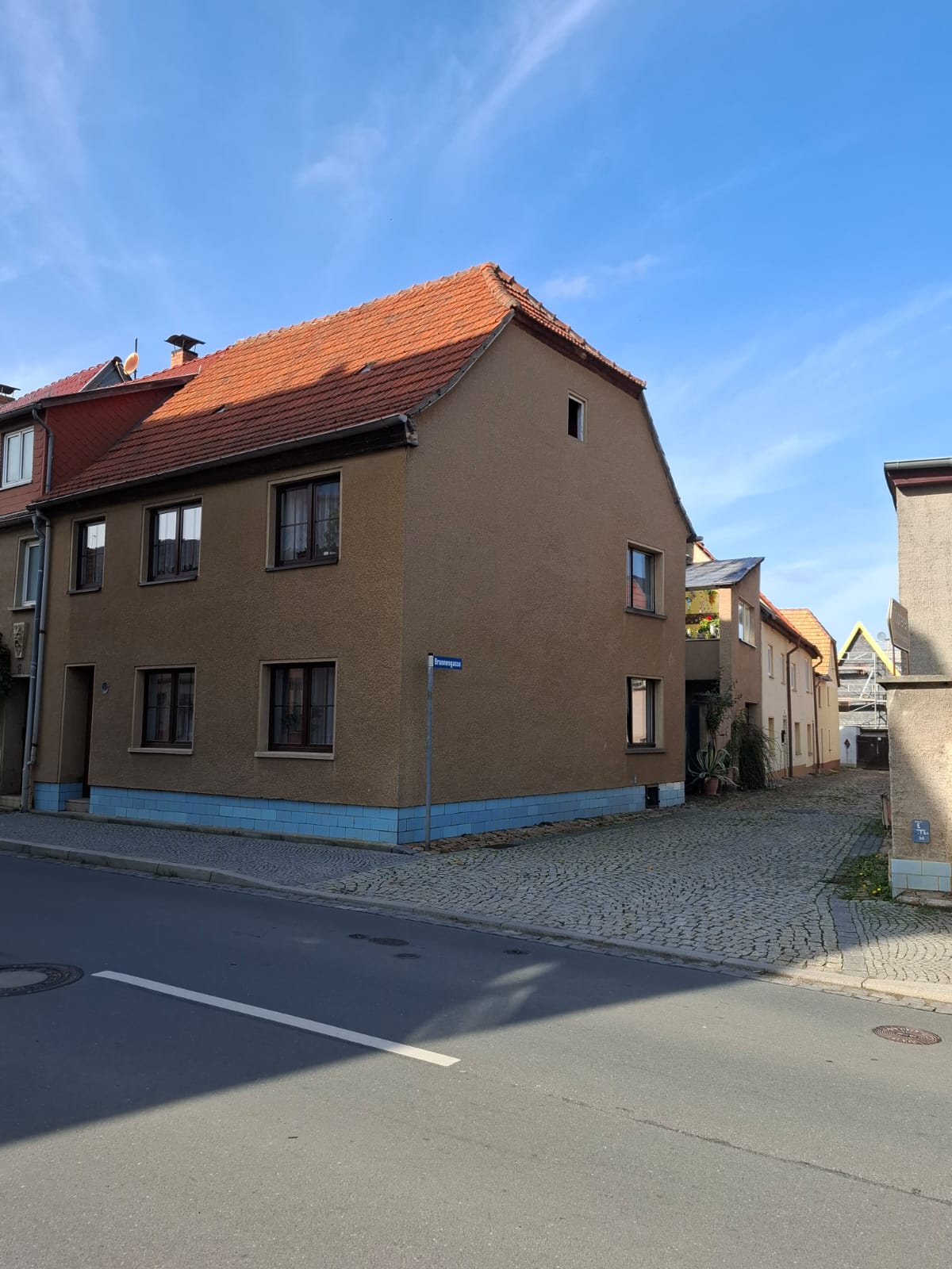 Einfamilienhaus zum Kauf provisionsfrei 150.000 € 7 Zimmer 122 m²<br/>Wohnfläche 142 m²<br/>Grundstück Eisenbergerstraße 20 Bürgel Bürgel 07616