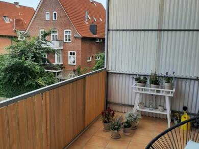 Wohnung zur Miete 680 € 2 Zimmer 61,8 m² Geschoss 2/4 frei ab 01.09.2025 Kiel 24105