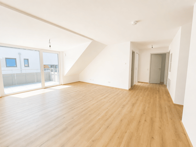 Wohnung zur Miete - Erstbezug 1.610 € 4,5 Zimmer 97,8 m² Geschoss 3/3 frei ab sofort Innenstadt Ravensburg 88212