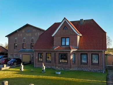 Mehrfamilienhaus zum Kauf 830.000 € 20,5 Zimmer 629,8 m² 8.416 m² Grundstück Geltorf 24884