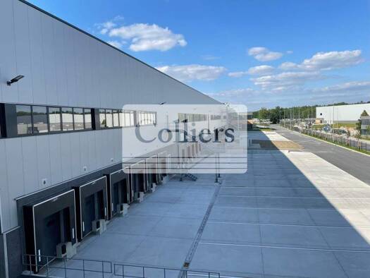 Lagerhalle zur Miete 7,50 € 37.640,9 m² Lagerfläche teilbar ab 2.932 m² Ludwigsfelde 14974