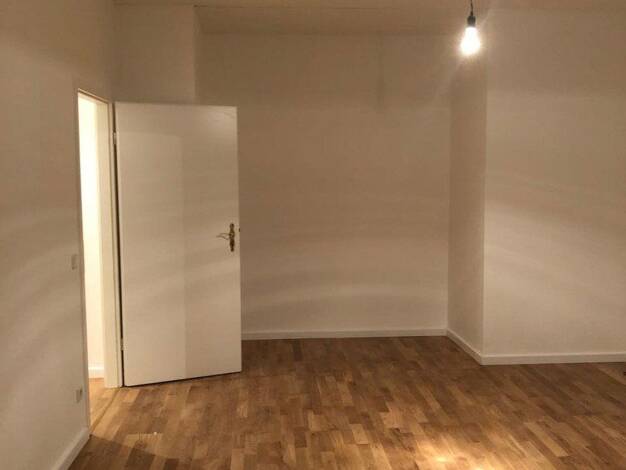 Wohnung zur Miete 793 € 1 Zimmer 42,5 m² 5. Geschoss Britzer Damm 50 Britz Neukölln 12347